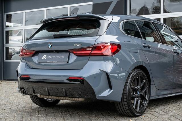 BMW 1-SERIE 118 118i Executive Edition | M-Sport | Panorama | Head-up | Hifi | Sportstoelen | Cruise | 18' inch |