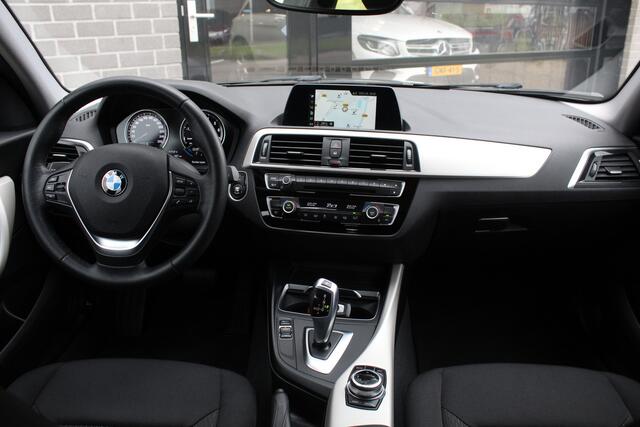 BMW 1-SERIE 118i Executive / Led / Automaat / N.A.P.