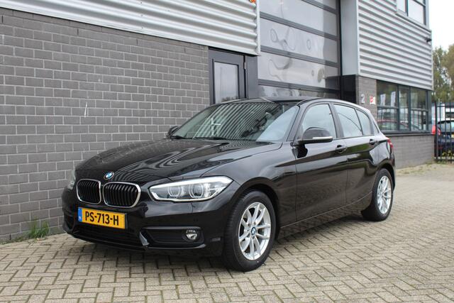 BMW 1-SERIE 118i Executive / Led / Automaat / N.A.P.