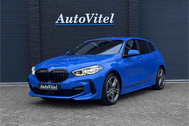 BMW 1-SERIE 118i M-sport | Stoel + Stuurverwarming | Camera | Adaptive Cruise | 2024