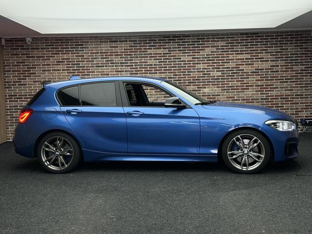 BMW 1-SERIE M140i Executive Carplay Led Dealer Ondrh Carbon