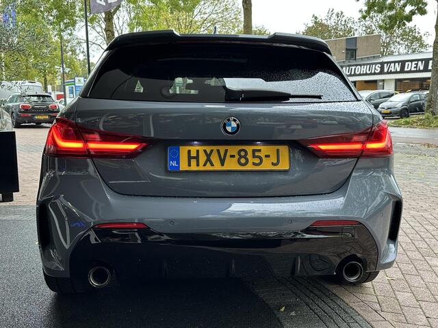 BMW 1-SERIE 120d High Executive M Pakket Panoramadak LED Ambient 17"LM