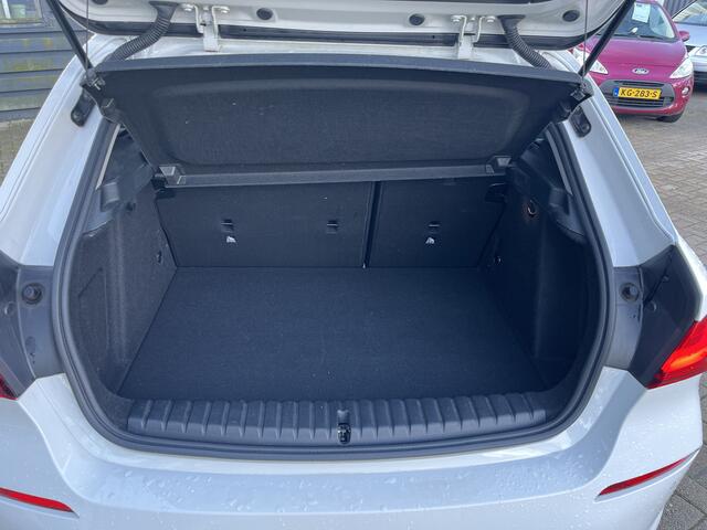 BMW 1-SERIE 116i Business Edition / Clima / Virtual / Led / Pdc 50%deal 8975 ACTIE