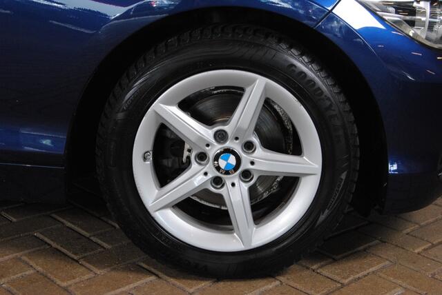 BMW 1-SERIE 118i Corp. L. Exec.