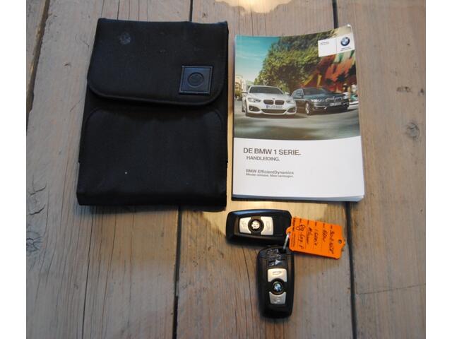 BMW 1-SERIE 118i Corp. L. Exec.