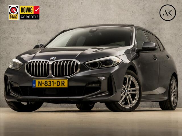 BMW 1-SERIE 118i M Sport Automaat (PANORAMADAK, M PAKKET, APPLE CARPLAY, GETINT GLAS, LEDER, SPORTSTOELEN, PARKEERSENSOREN, LANE ASSIST, DAB+, NIEUWSTAAT)