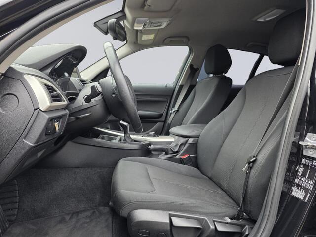 BMW 1-SERIE 136PK/Apple Carplay/Cruise Control/Stoelverw./18'' LMV/Bluetooth/Multifunctioneelstuurwiel/Isofix/(MET GARANTIE*)