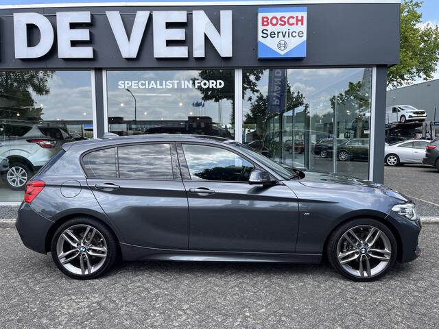 BMW 1-SERIE 118i Corporate Lease High Executive M Sport Automaat | M-Sport | Origineel Carplay | Vol leder Sportstoelen | M-Stuur | Draadloos laden | Stoelverwarming | etc. etc.