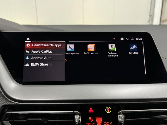 BMW 1-SERIE 118i 141 PK Executive Edition DIGI-DASH NAVI CAMERA PDC LMV