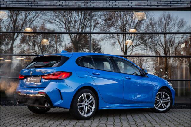 BMW 1-SERIE 120i M-sport , Apple Carplay/Android, Stoelverwarming, Navigatie,
