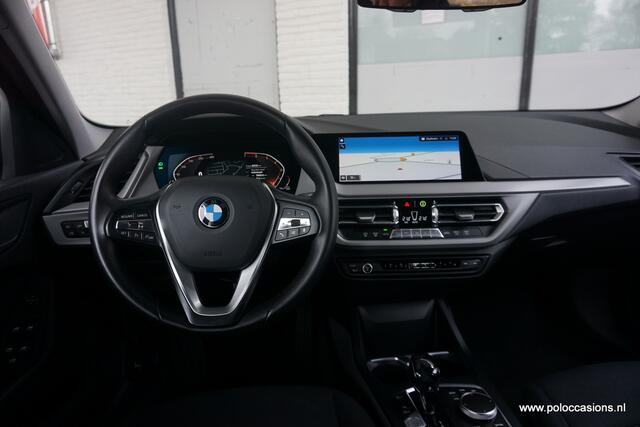BMW 1-SERIE 118i Exec Automaat | Navig Prof | Carplay | Dealerauto