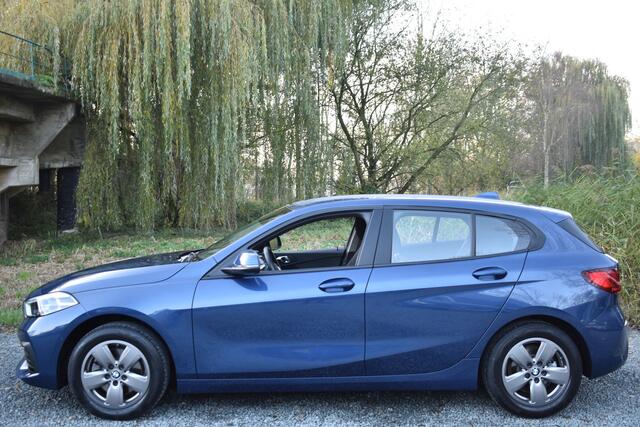 BMW 1-SERIE 118IA 140PK AUT. EXECUTIVE EDITION HEAD-UP/NAVI/CAMERA