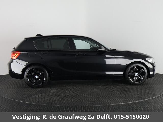 BMW 1-SERIE 118d High Executive Automaat | Navigatie | Leder | Stoelverwarming |