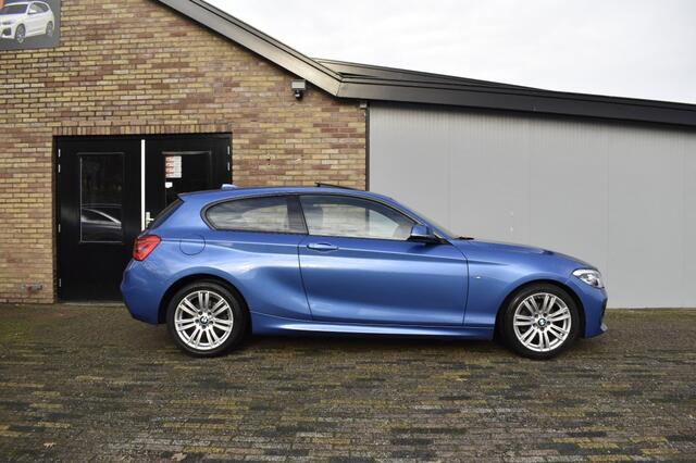 BMW 1-SERIE 116D CENT EXECUTIVE, Xenon, Pano, Alcantara