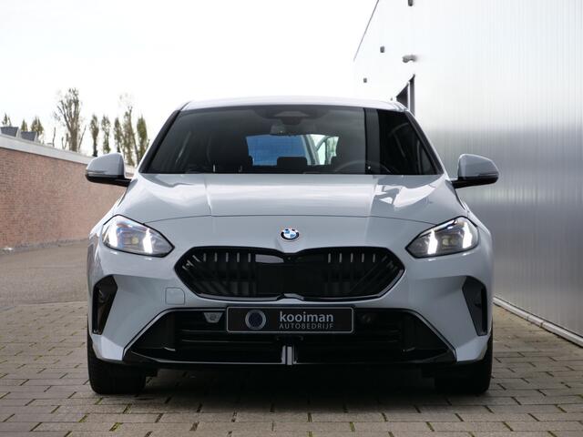 BMW 1-SERIE 116 automaat 123pk M Sportpakket Pro Stoelverwarming / Camera / Keyless entry