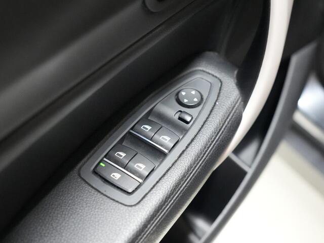 BMW 1-SERIE 120i High Executive