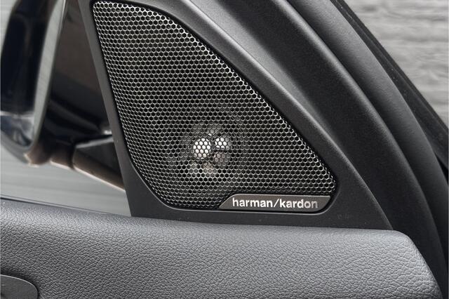 BMW 1-SERIE 118i M-Sport | Sportleder | Camera | Harman Kardon | Trekhaak | Comfort Access