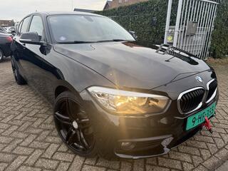 bmw-1-serie-116i-facelift-navi-clim