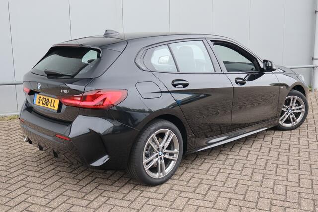 BMW 1-SERIE 118i M Sport I Geen Import I M pakket | Carplay | Compleet