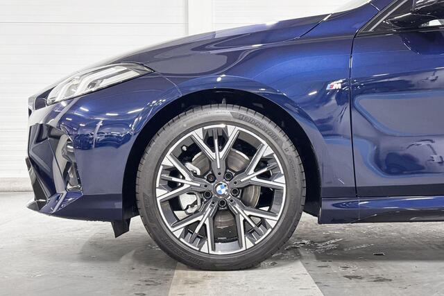 BMW 1-SERIE 120 | M-Sport Design | Driving Assistant | Stoelverwarming Voor