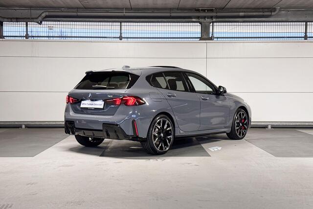 BMW 1-SERIE 120 M Sport Design Edition | M Sportpakket Pro | Premium Pack