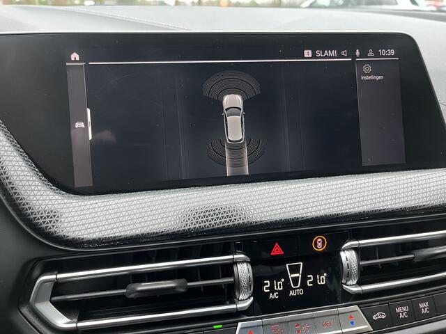BMW 1-SERIE 118i Business Edition | DEALER OH | CARPLAY | CLIMA | CRUISE | NAVI | PDC V&A | VIRTUAL COCKPIT