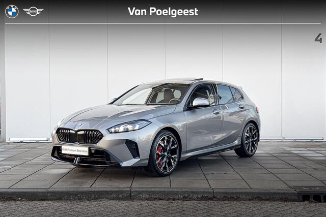 BMW 1-SERIE 120 M Sport Design Edition Stuurwielrand / 19 inch / Glazen dak