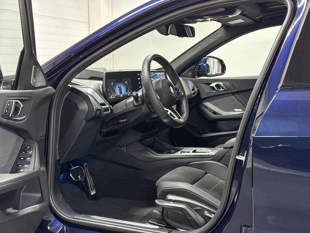 BMW 1-SERIE 120 | M-Sport Pro | Innovation Pack | Driving Assistant | Harman/Kardon | Panoramadak | Comfort Access