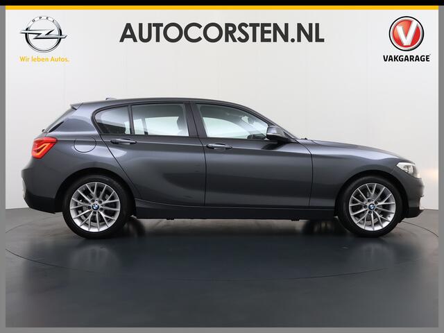 BMW 1-SERIE 118i AUT-8 Sport Navi Ecc Trekhaak Pdc Sportstoelen Corporate Edition Lmv 17" Regen-Lichtsensor Isofix Bluetooth Origineel Nederlandse Auto Zeer nette BMW 118I