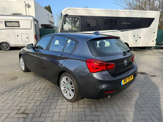 BMW 1-SERIE 118i Corporate Lease - Automaat - Clima - Navigatie - Origneel NL - Volledig Onderhouden - NAP