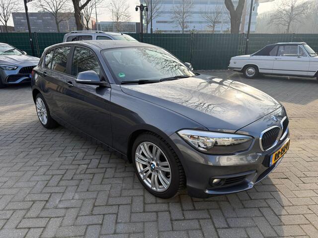 BMW 1-SERIE 118i Corporate Lease - Automaat - Clima - Navigatie - Origneel NL - Volledig Onderhouden - NAP