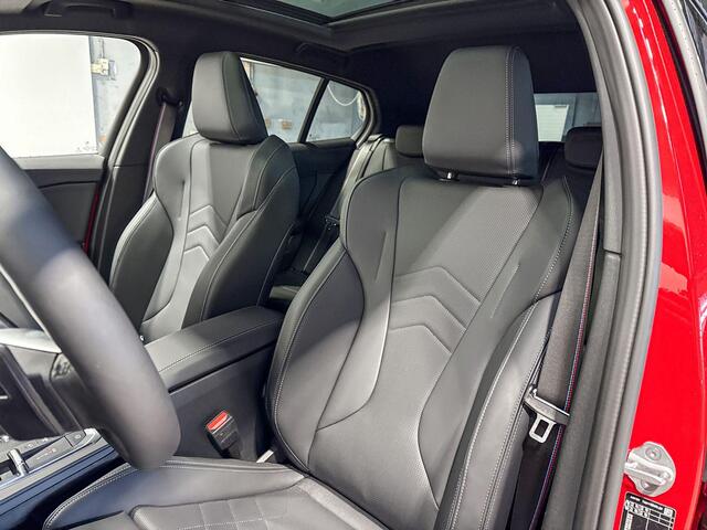 BMW 1-SERIE 120 M Sportpakket Pro Individual Aut. - Beschikbaar vanaf: Mei 2026