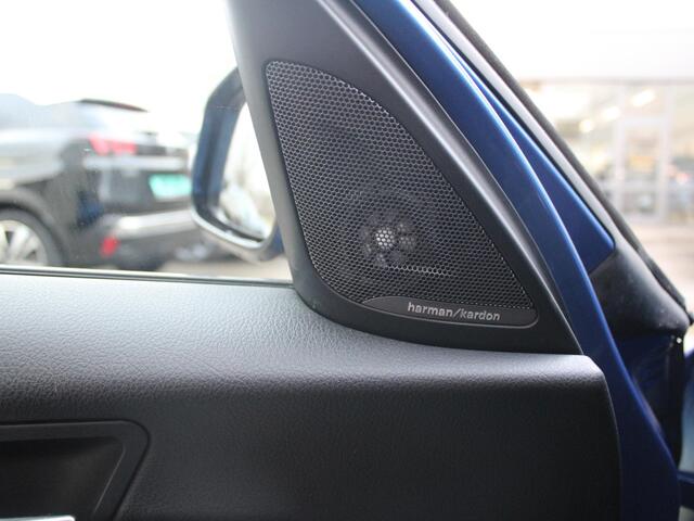 BMW 1-SERIE 118i Corporate Lease Executive | ELEKTRISCH SCHUIFDAK | ALCANTARA BEKLEDING | HARMAN KARDON |