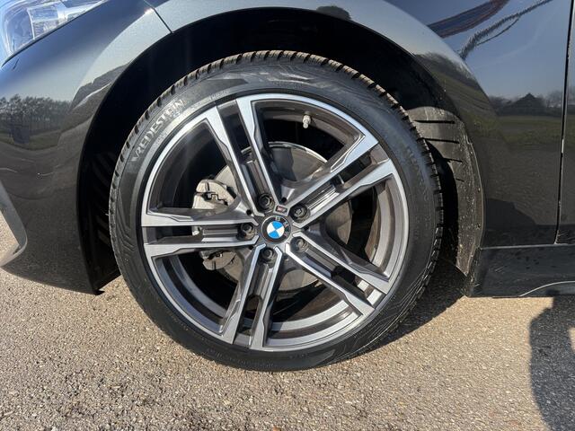 BMW 1-SERIE 118i Business Edition BMW 1 serie 118i/M-line pakket/M-line stuur/60656KM