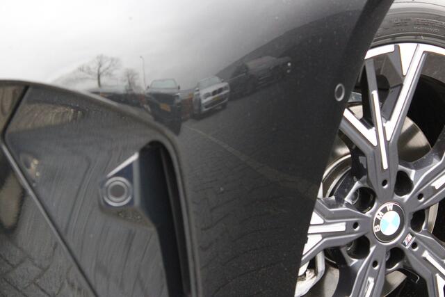BMW 1-SERIE 120 M Sport Automaat / Sportstoelen / Achteruitrijcamera