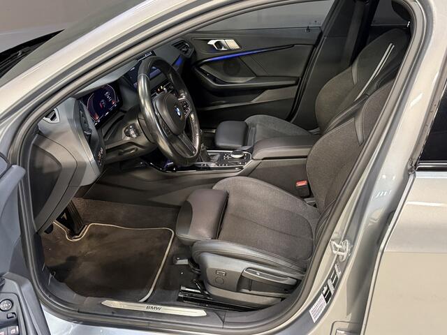 BMW 1-SERIE 116i Business Edition | Apple Carplay | Navi | Origineel NL | Dealeronderhouden