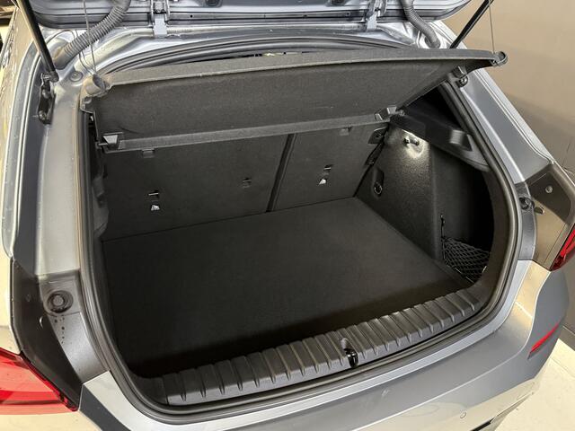 BMW 1-SERIE 116i Business Edition | Apple Carplay | Navi | Origineel NL | Dealeronderhouden