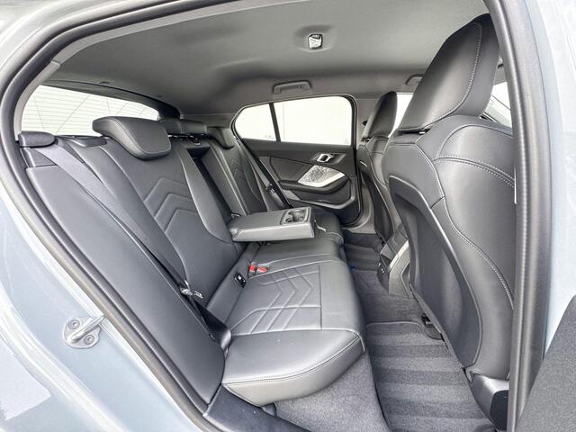 BMW 1-SERIE 120 | M Sport Design Edition | Premium Pack