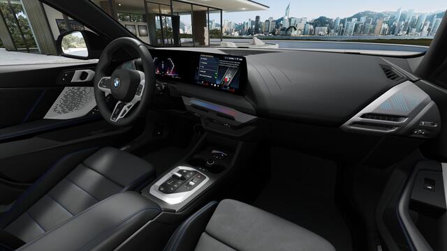 BMW 1-SERIE 120 M Sport Automaat / M Adaptief onderstel / Sportstoelen / Comfort Access / Achteruitrijcamera / Adaptieve LED