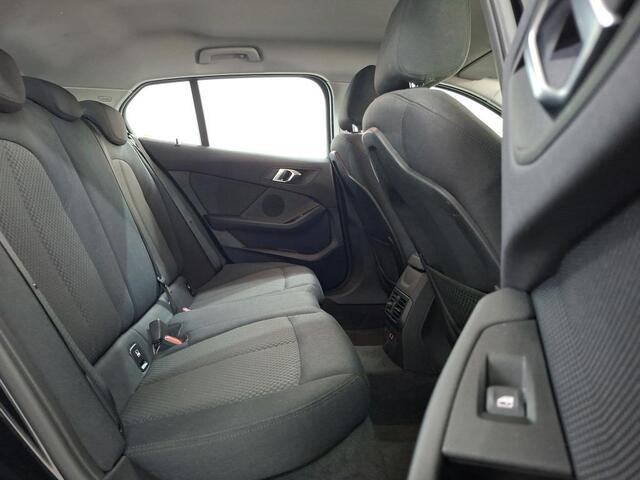 BMW 1-SERIE 118i Executive Edition NL-AUTO | NAVI | CARPLAY