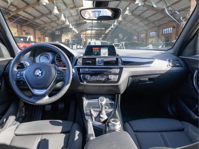 BMW 1-SERIE 116i Edition Sport Line Shadow Executive M *Navi | Cruise | Clima | LED | Keyless | 17" | Parkeersensoren*