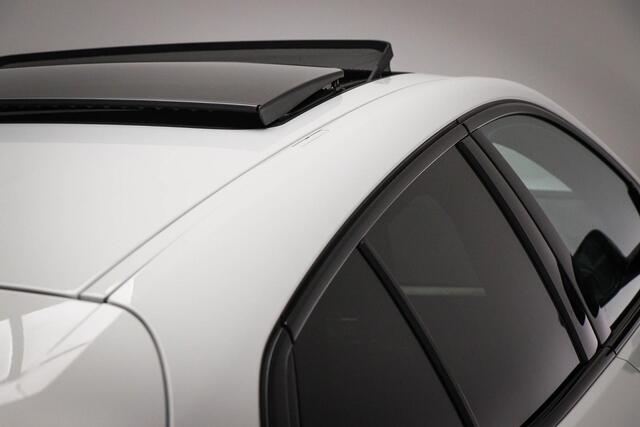 BMW 1-SERIE 118i M-Sport Business Edition | PANORAMADAK | CLIMA | TREKHAAK