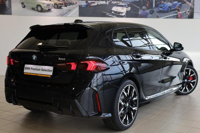 BMW 1-SERIE 120 M Sport Pro | Head-Up Display | Harman Kardon | 360 camera