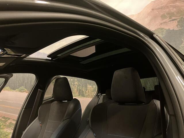 BMW 1-SERIE 120 M Sport Design Edition | Schuif-kantel dak | LED | 20" LMV | Dakspoiler | M-sport pakket | Org. NL |