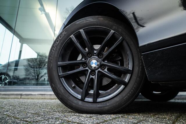 BMW 1-SERIE 118i Corporate Lease Executive Dealer Onderhouden | Stoelverwarming