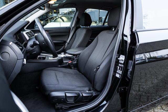 BMW 1-SERIE 118i Corporate Lease Executive Dealer Onderhouden | Stoelverwarming