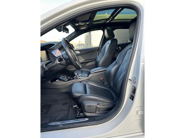 BMW 1-SERIE 118i High Executive OH contract tm 10/29 of 100k km HK S-Dak