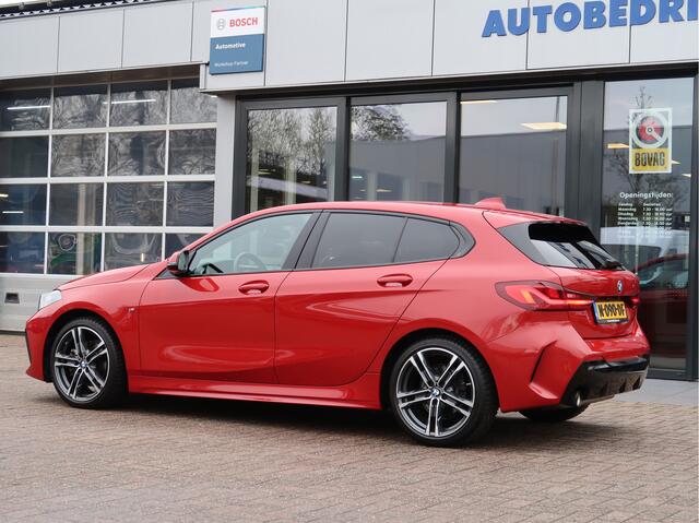 BMW 1-SERIE 118i Executive Edition M-Sport | Leder | 18 inch | Camera | ACC | Stuur Verw |