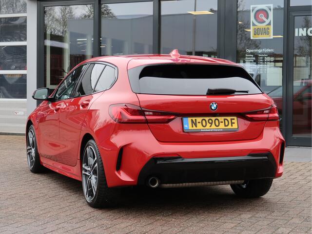 BMW 1-SERIE 118i Executive Edition M-Sport | Leder | 18 inch | Camera | ACC | Stuur Verw |