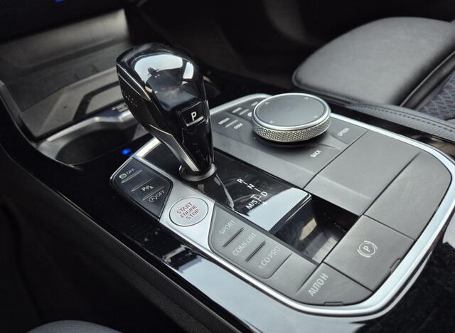 BMW 1-SERIE 118i H.EXE AUT M-SPORT CARPLAY LEER NAVI INRUIL MOG!!!!